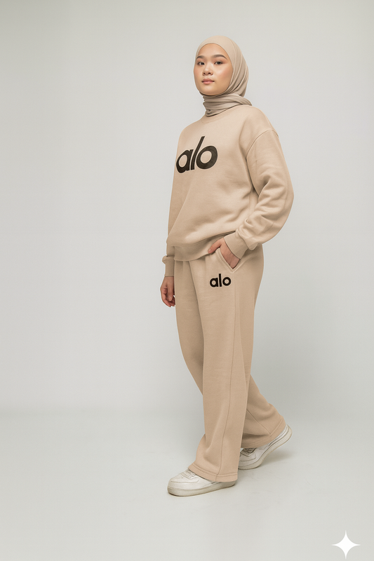 ALO Cozy Set Beige